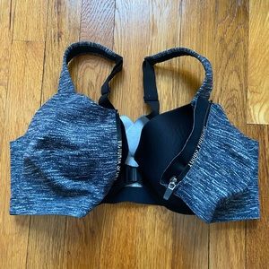 Victoria’s Secret Incredible Knockout Ultra Max Sports Bra 38D Gray
